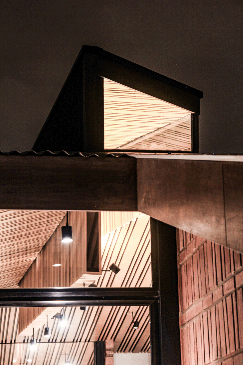 1° PREMIO ARQ ARADIA 2015, QUINCHO ADROGUÉ ||| Adrogué ||| DRM Ariquitectura